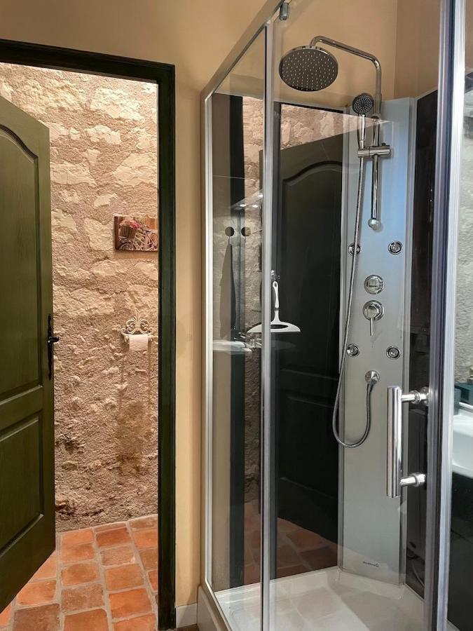 מלון Châteauvieux Le Relais, La Dormance, Le Bois Dormant מראה חיצוני תמונה