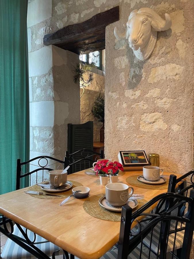 מלון Châteauvieux Le Relais, La Dormance, Le Bois Dormant מראה חיצוני תמונה