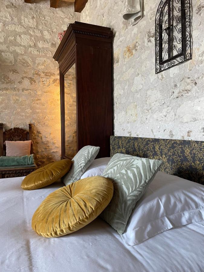 מלון Châteauvieux Le Relais, La Dormance, Le Bois Dormant מראה חיצוני תמונה