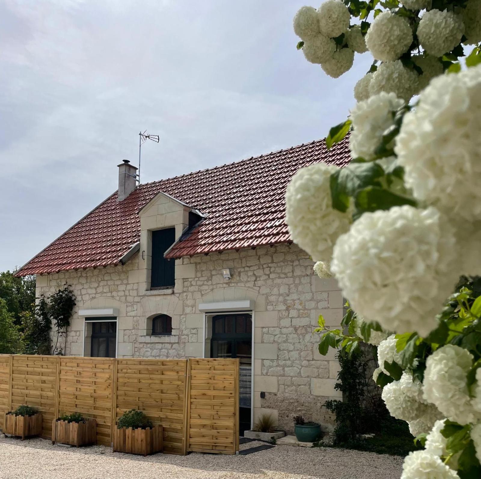מלון Châteauvieux Le Relais, La Dormance, Le Bois Dormant מראה חיצוני תמונה