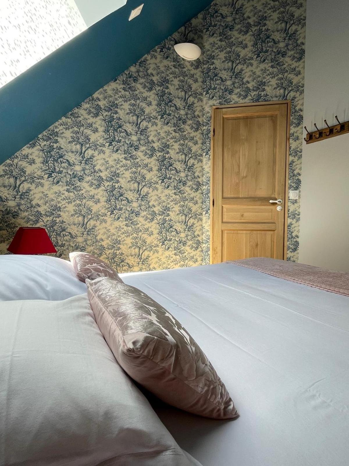 מלון Châteauvieux Le Relais, La Dormance, Le Bois Dormant מראה חיצוני תמונה